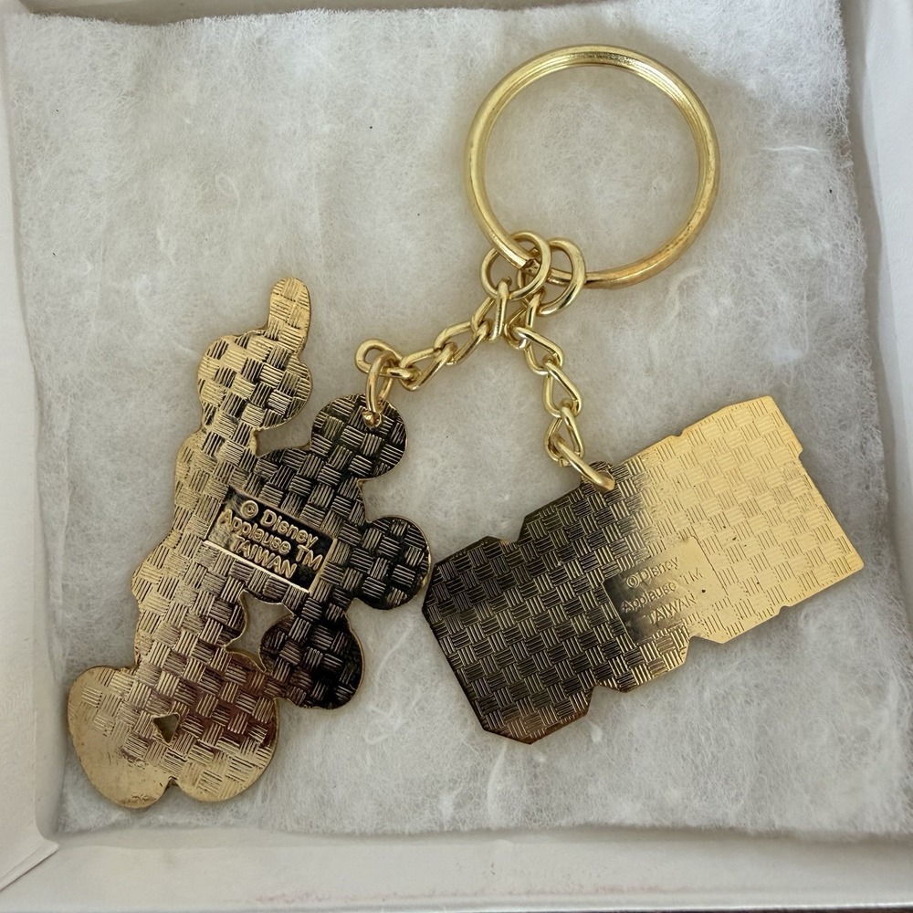 Vintage 1999 Disney Mickey Mouse Millennium Keychain‎ Applause Collectible - Picture 2 of 2